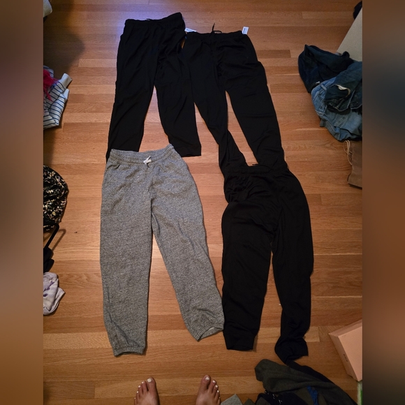Old Navy Kids Black and Gray Joggers Sz 12/14 Nwt - Picture 1 of 4